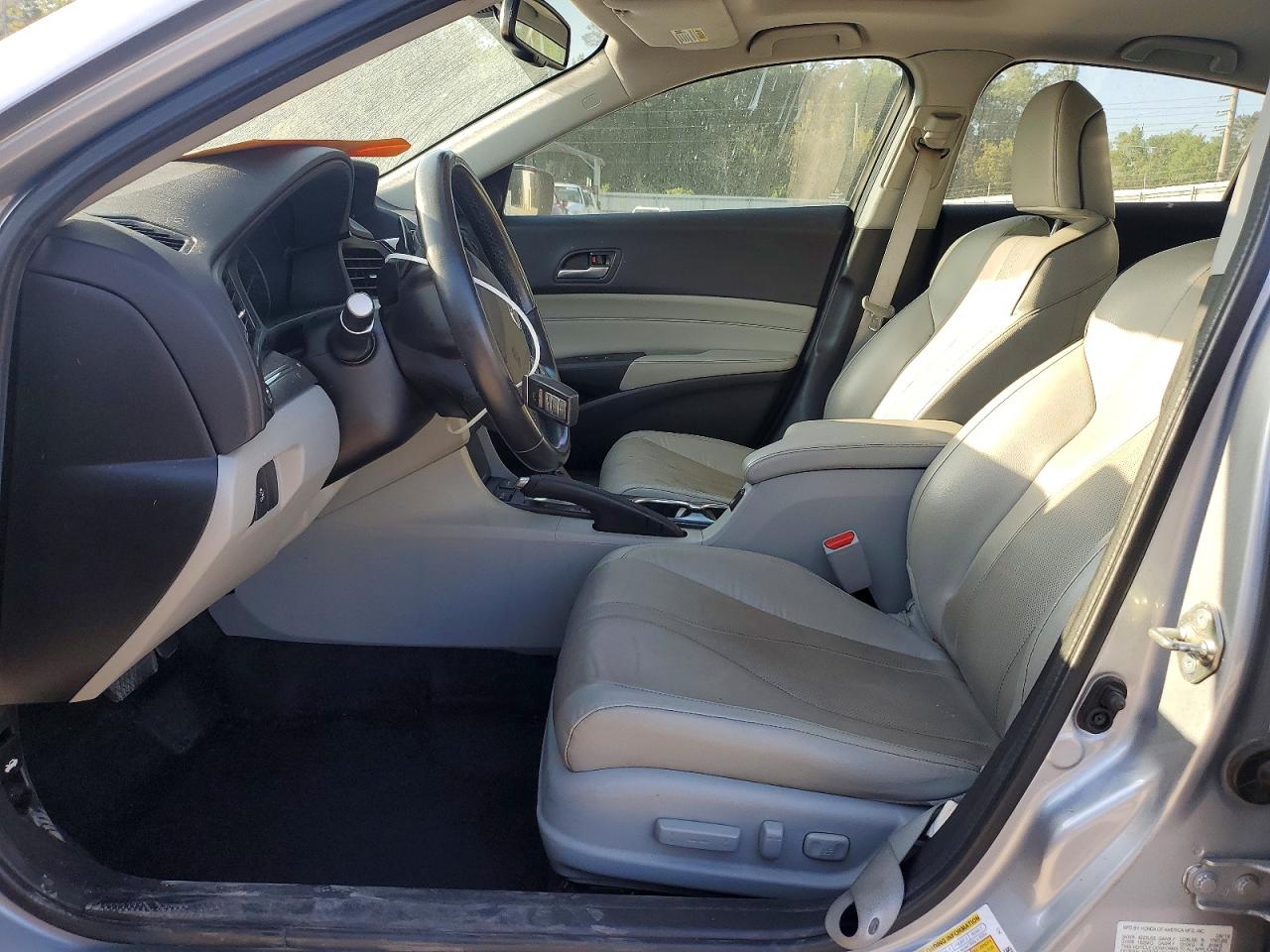 ACURA ILX 2019 — 8
