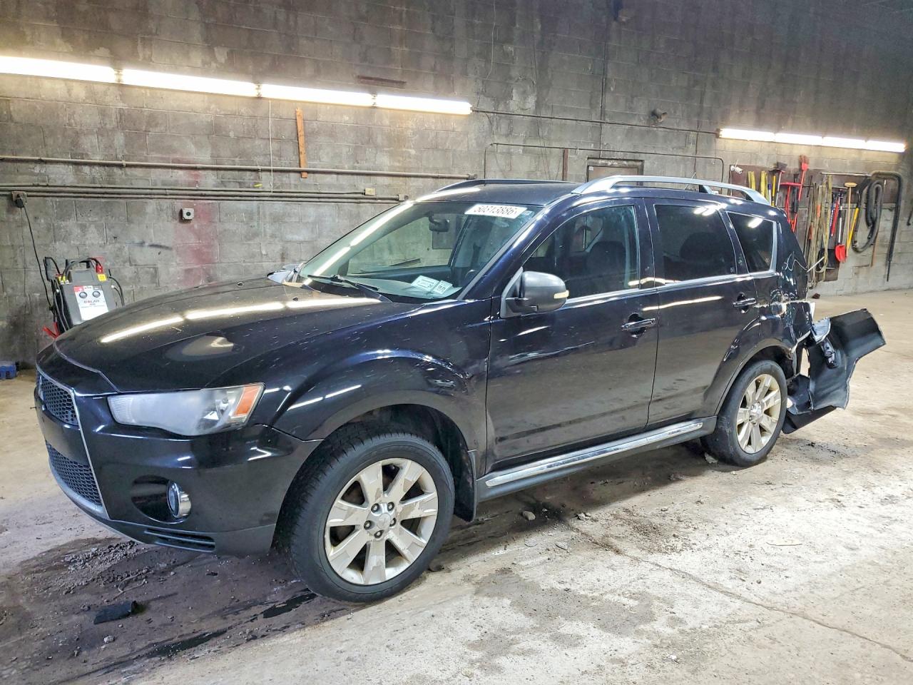 MITSUBISHI OUTLANDER 2010 — 2