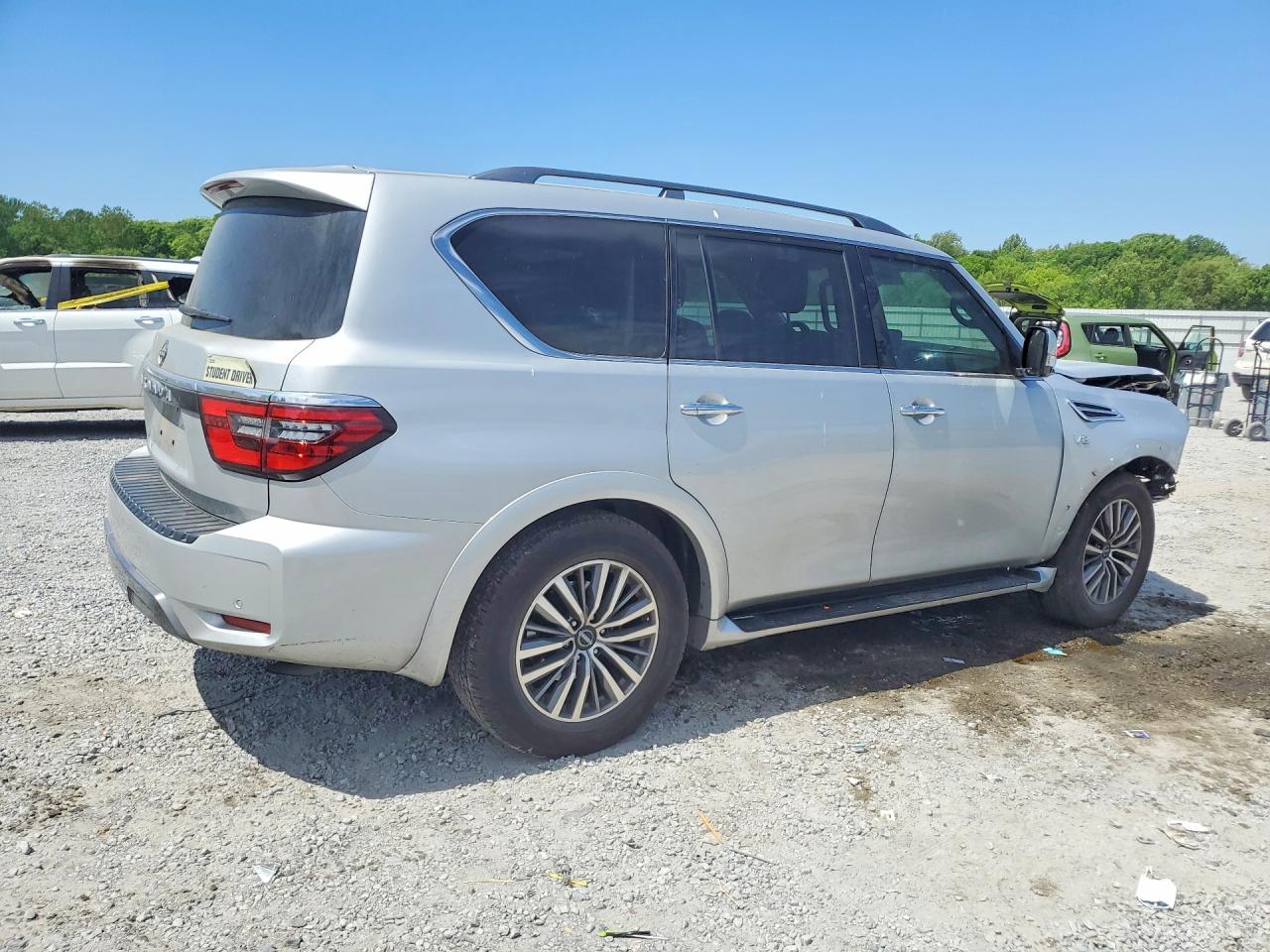NISSAN ARMADA 2022 — 4