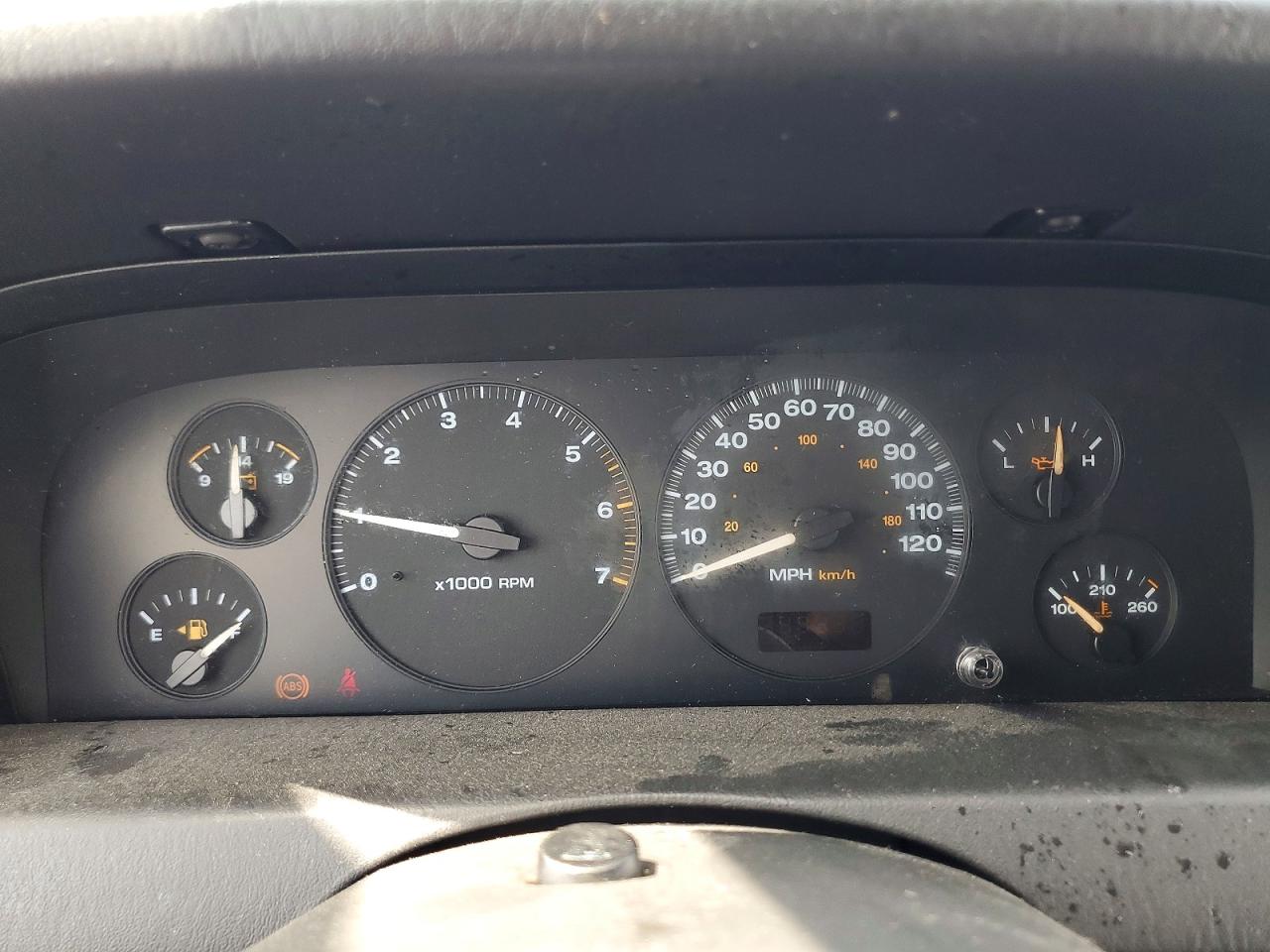 JEEP GRAND CHEROKEE 2004 — 10