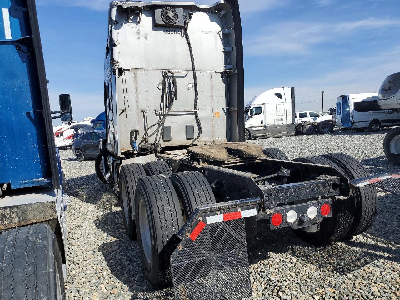 KENWORTH T680 2023 — 4