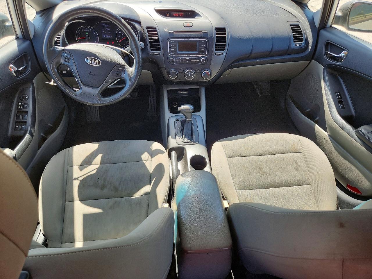 KIA FORTE 2015 — 9
