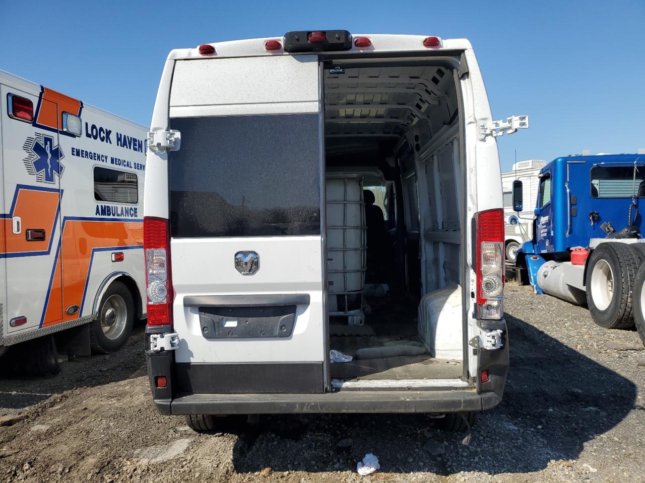 RAM PROMASTER 2500 2023 — 7