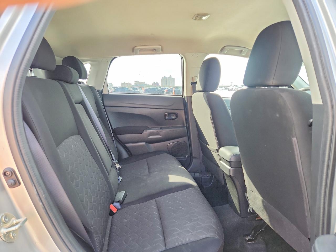 MITSUBISHI OUTLANDER SPORT 2020 — 11