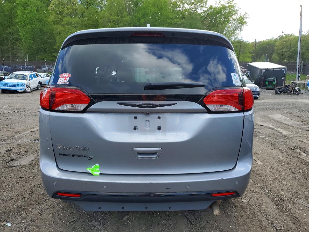 CHRYSLER PACIFICA 2019 — 7