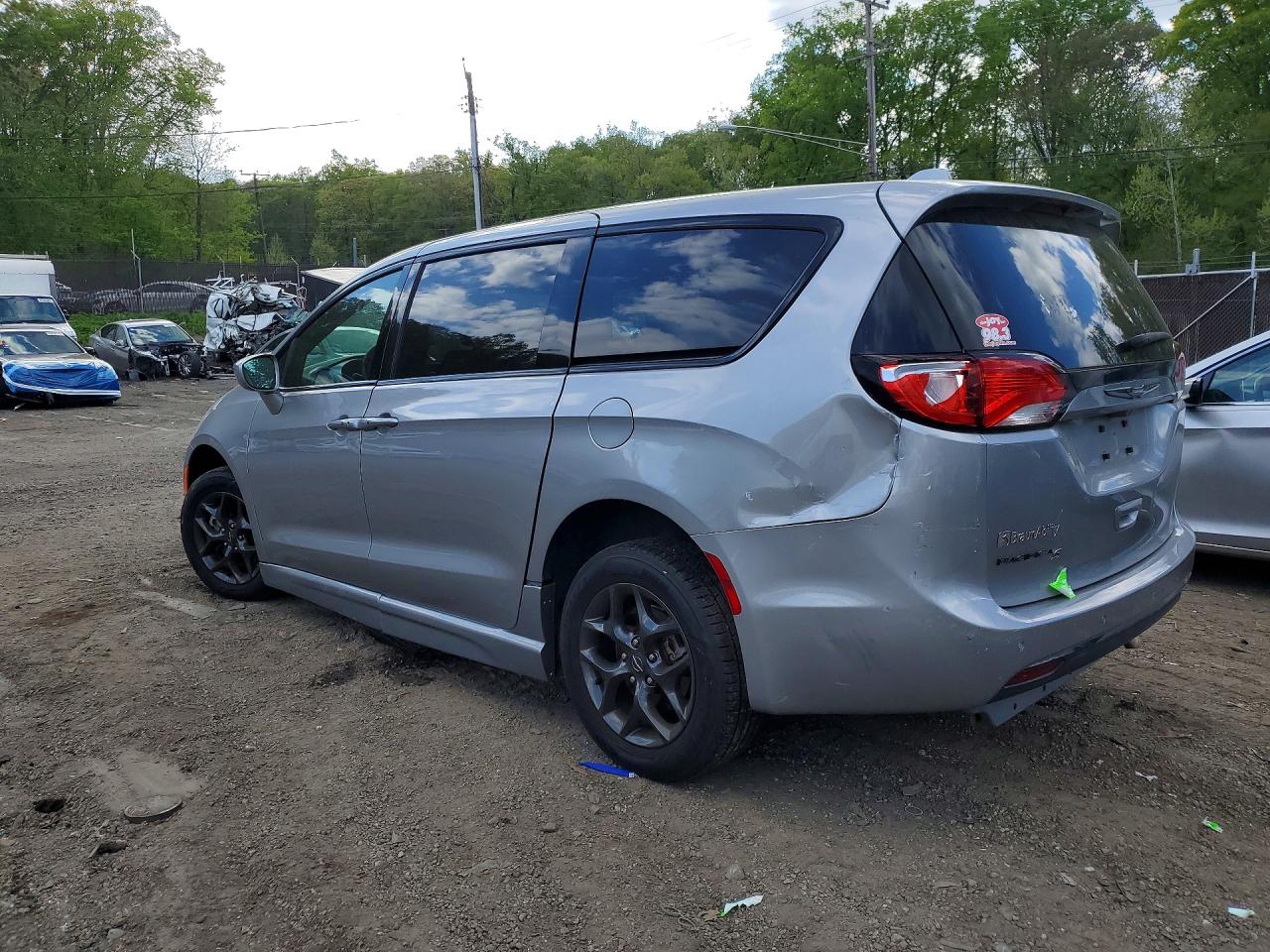 CHRYSLER PACIFICA 2019 — 3