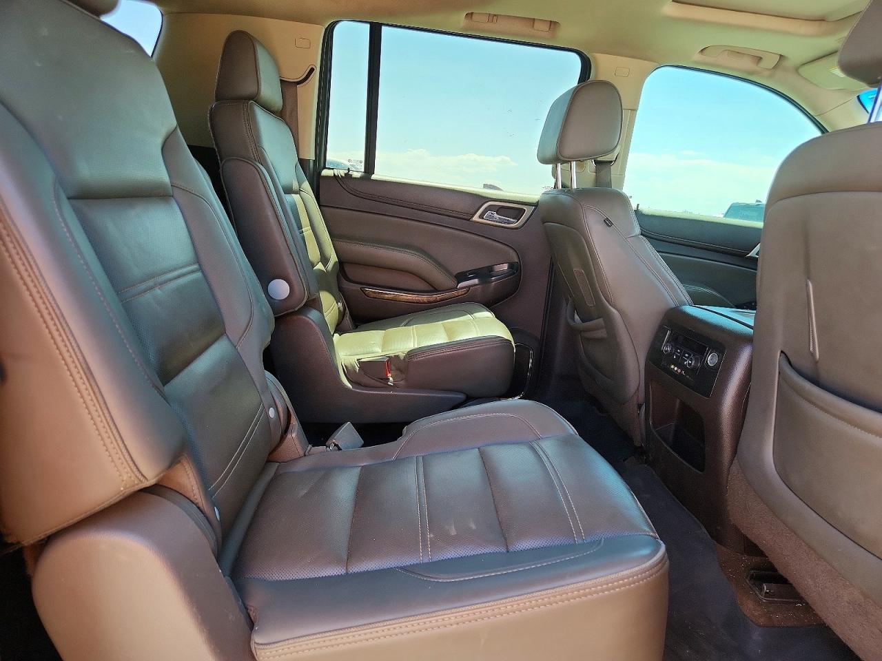 GMC YUKON XL 2015 — 12