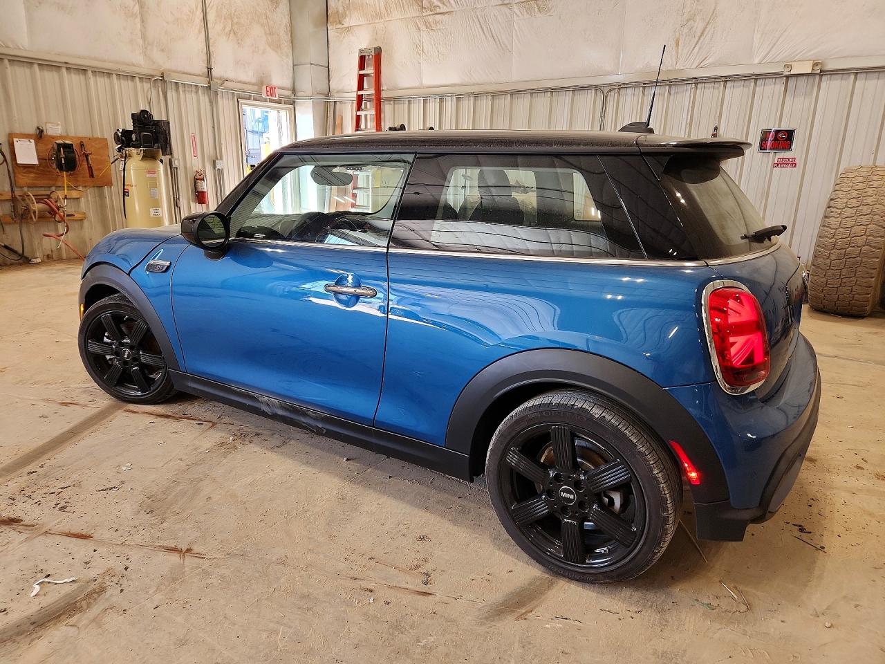 MINI COOPER 2024 — 3