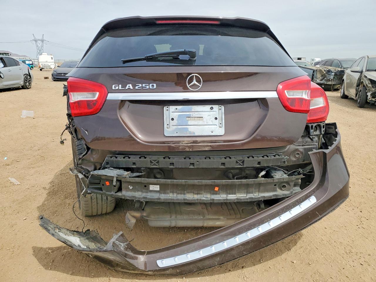 MERCEDES-BENZ GLA 2018 — 7