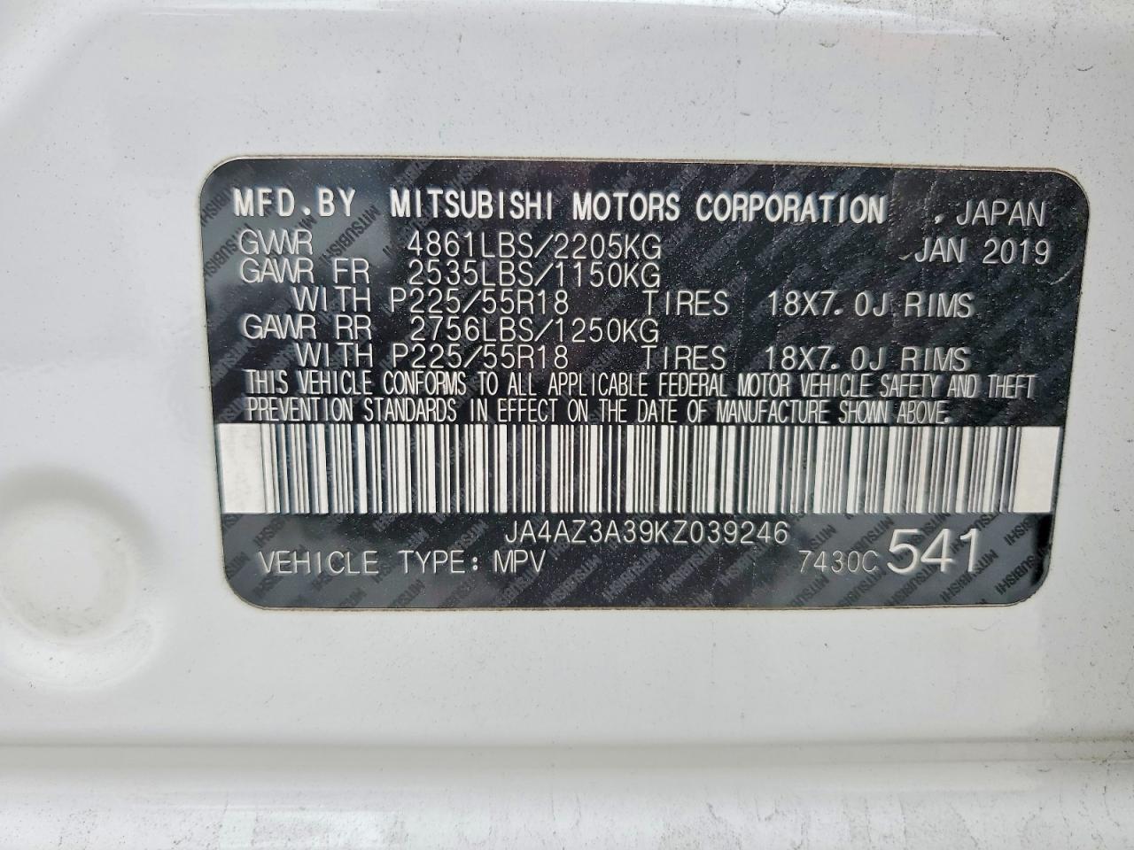 MITSUBISHI OUTLANDER 2019 — 15
