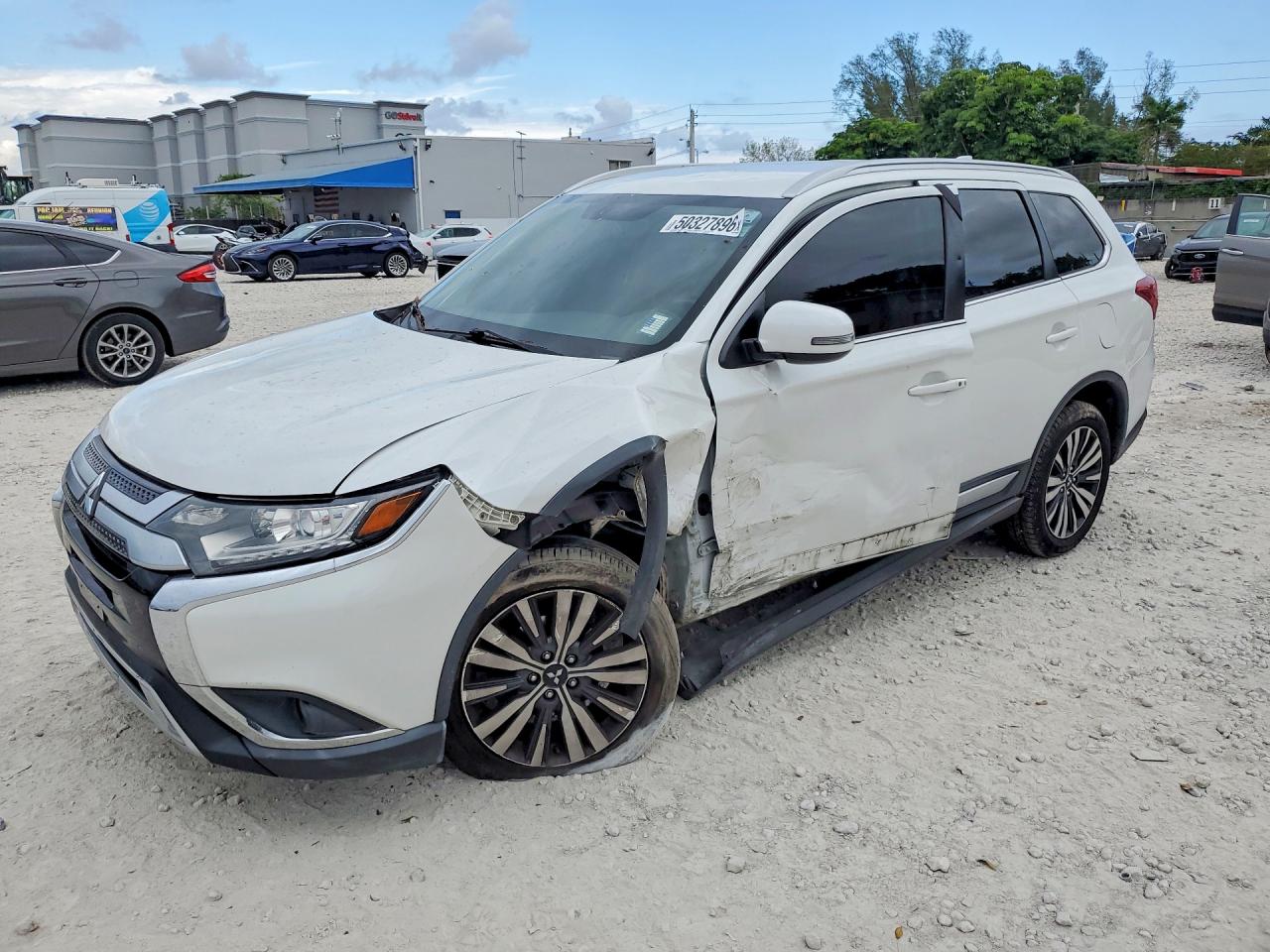 MITSUBISHI OUTLANDER 2019 — 2