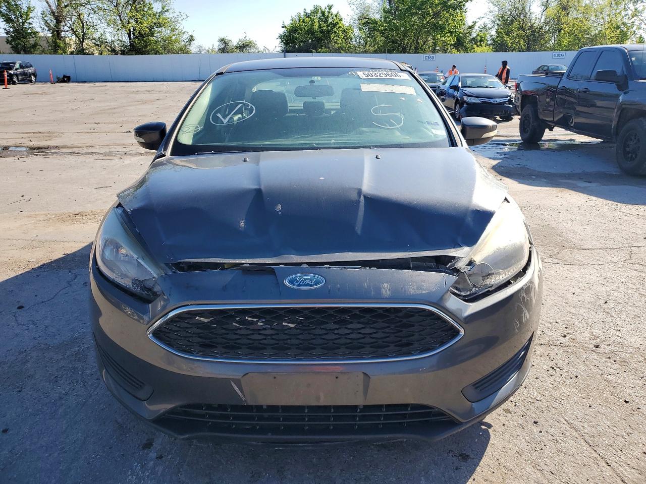 FORD FOCUS 2017 — 8
