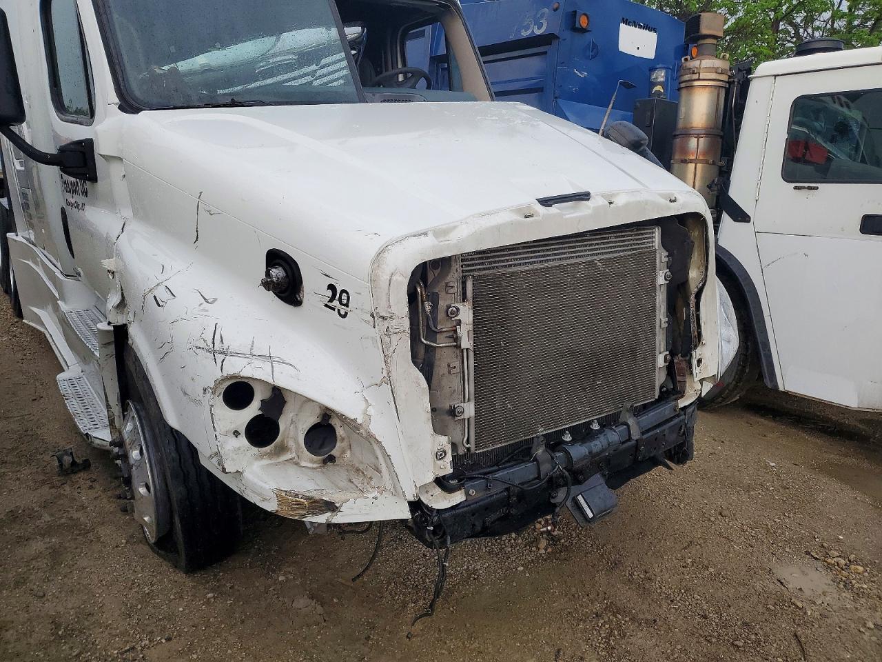 FREIGHTLINER CASCADIA 125 2016 — 10