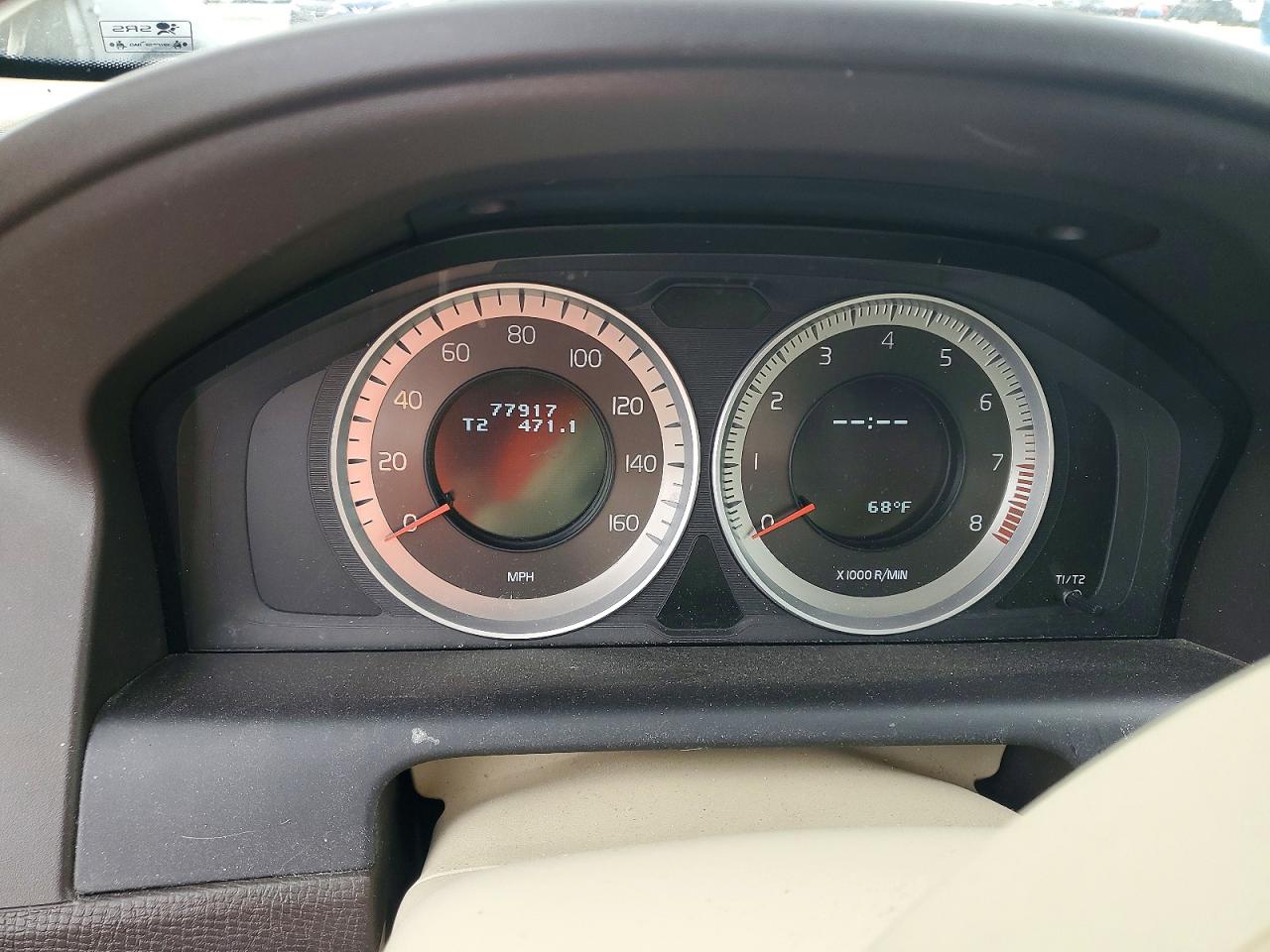 VOLVO XC60 2013 — 10