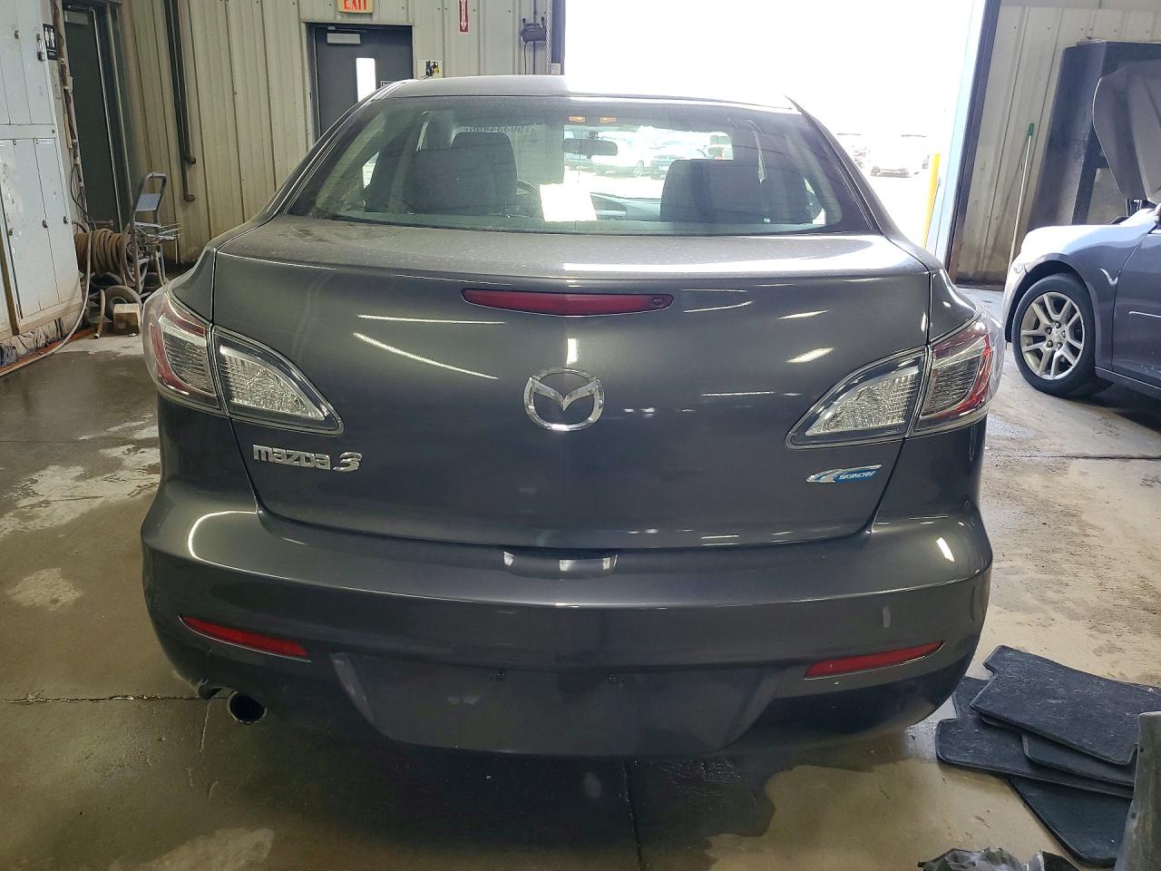 MAZDA 3 2013 — 7