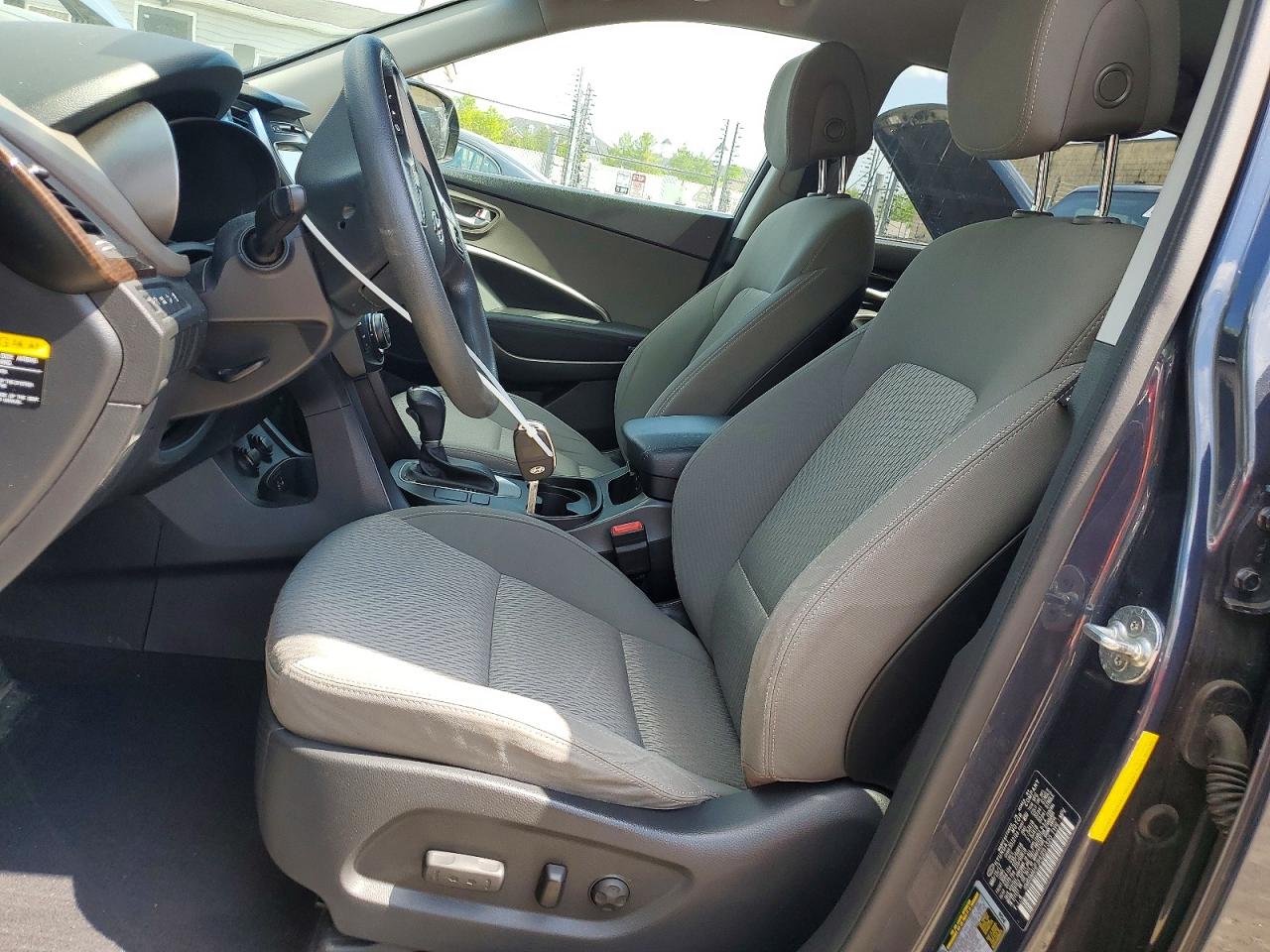 HYUNDAI SANTA FE 2017 — 8