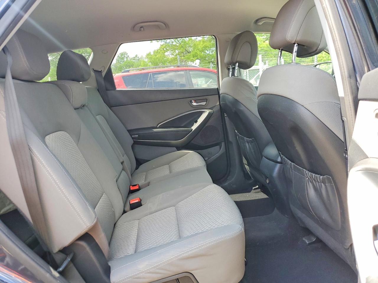 HYUNDAI SANTA FE 2017 — 12