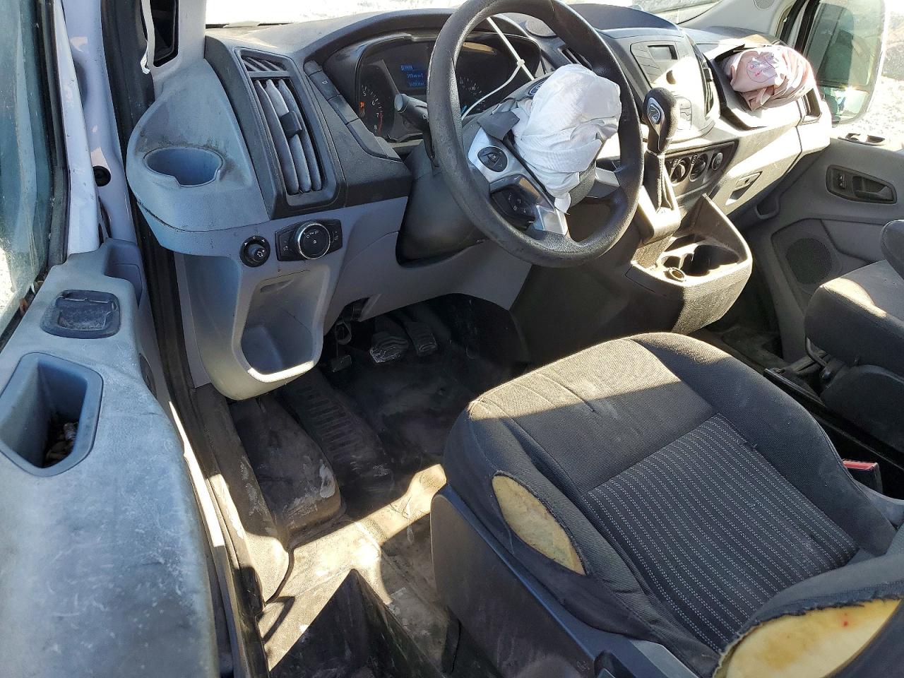 FORD TRANSIT 2018 — 9