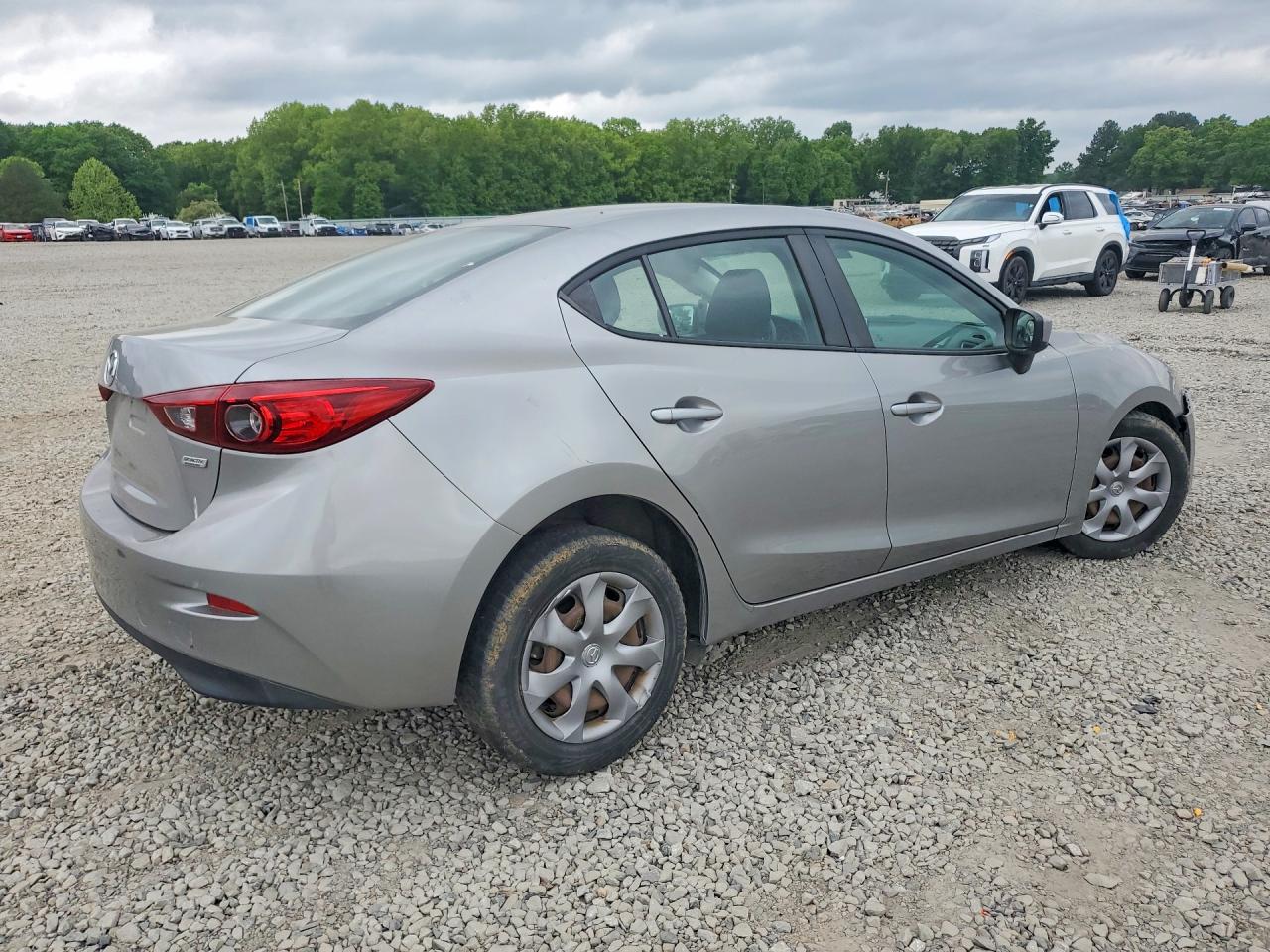 MAZDA 3 2015 — 4