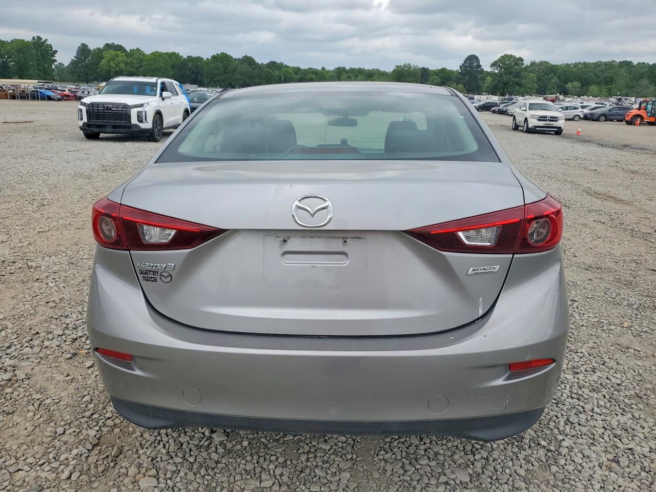 MAZDA 3 2015 — 7
