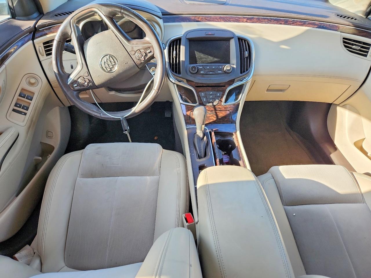 BUICK LACROSSE 2016 — 9