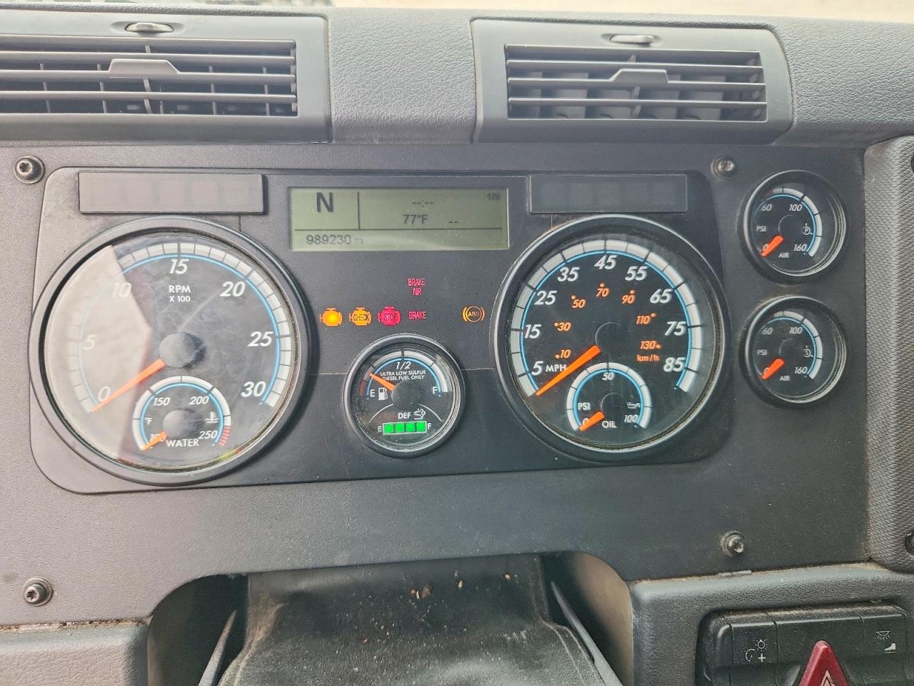 FREIGHTLINER CASCADIA 125 2016 — 9