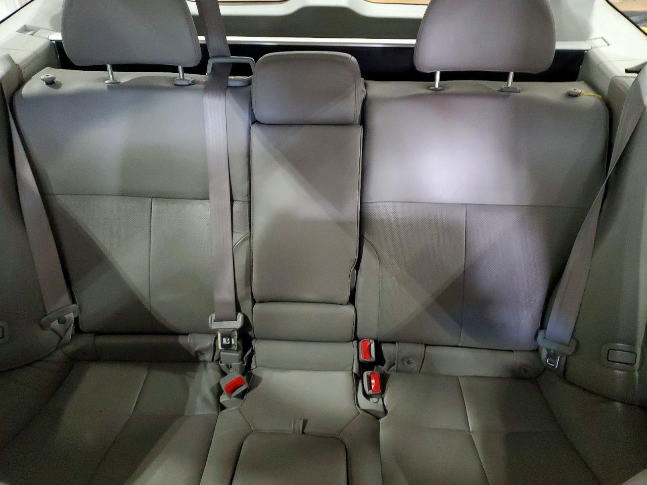 SUBARU FORESTER 2010 — 11