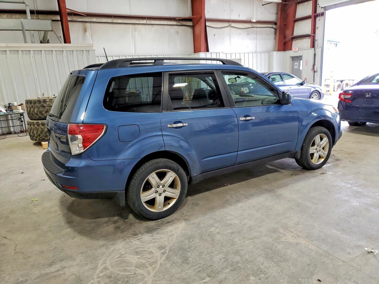 SUBARU FORESTER 2010 — 4