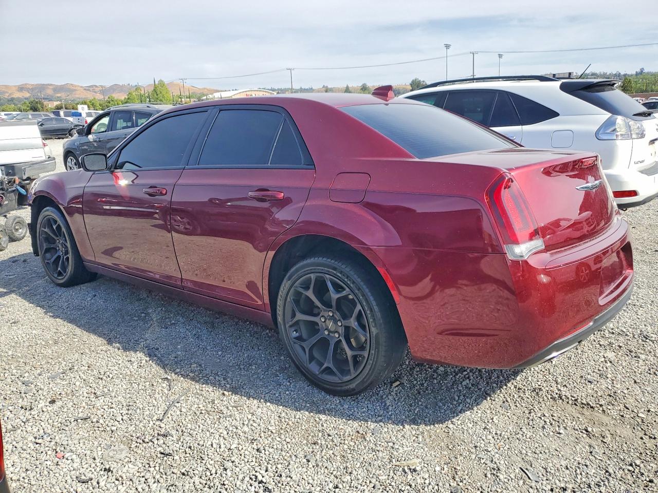 CHRYSLER 300 2020 — 3