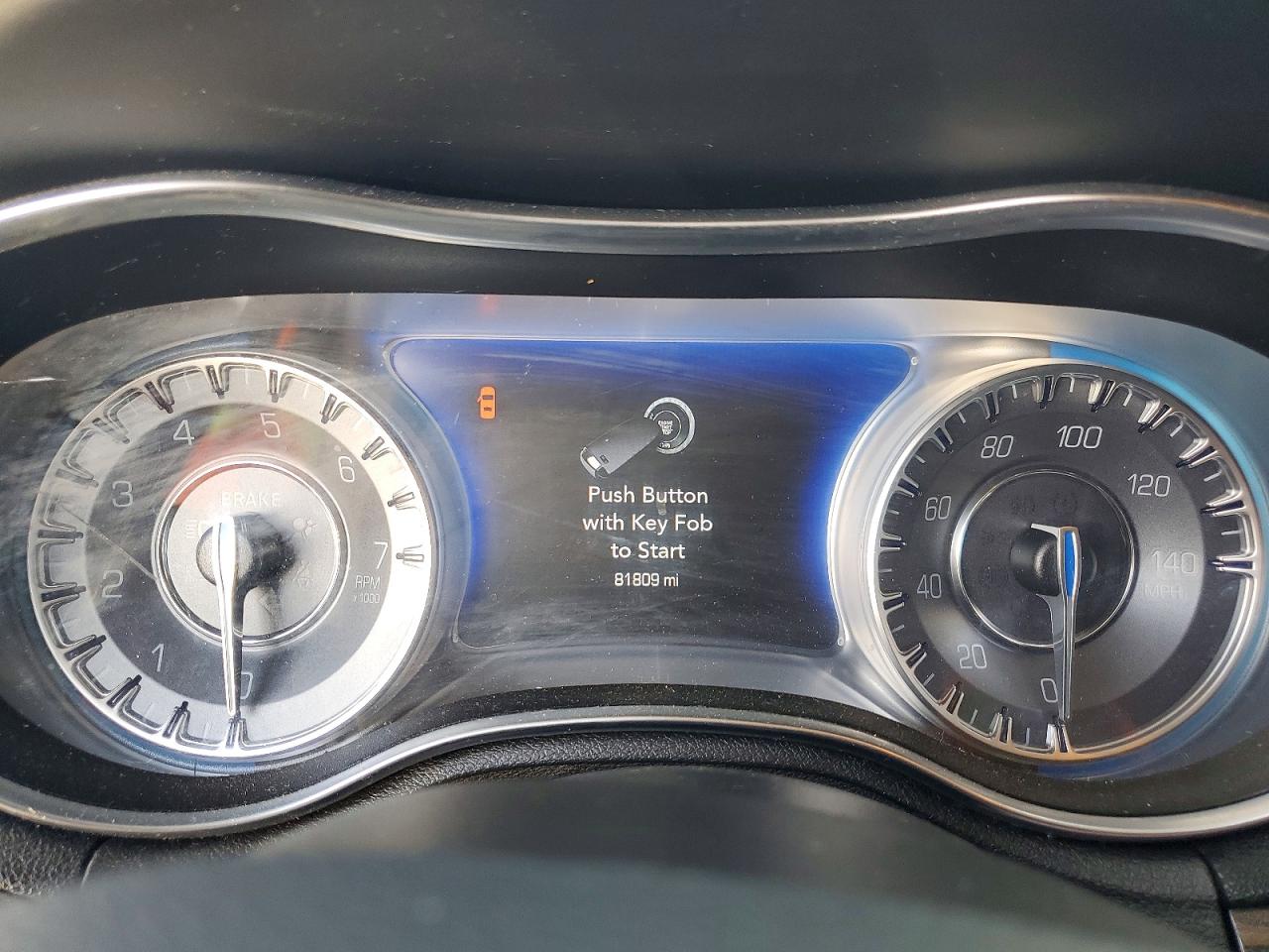 CHRYSLER 300 2020 — 10