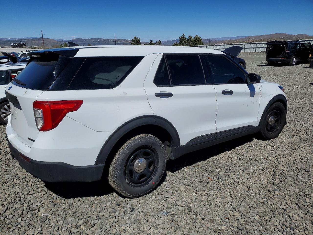 FORD EXPLORER 2023 — 4