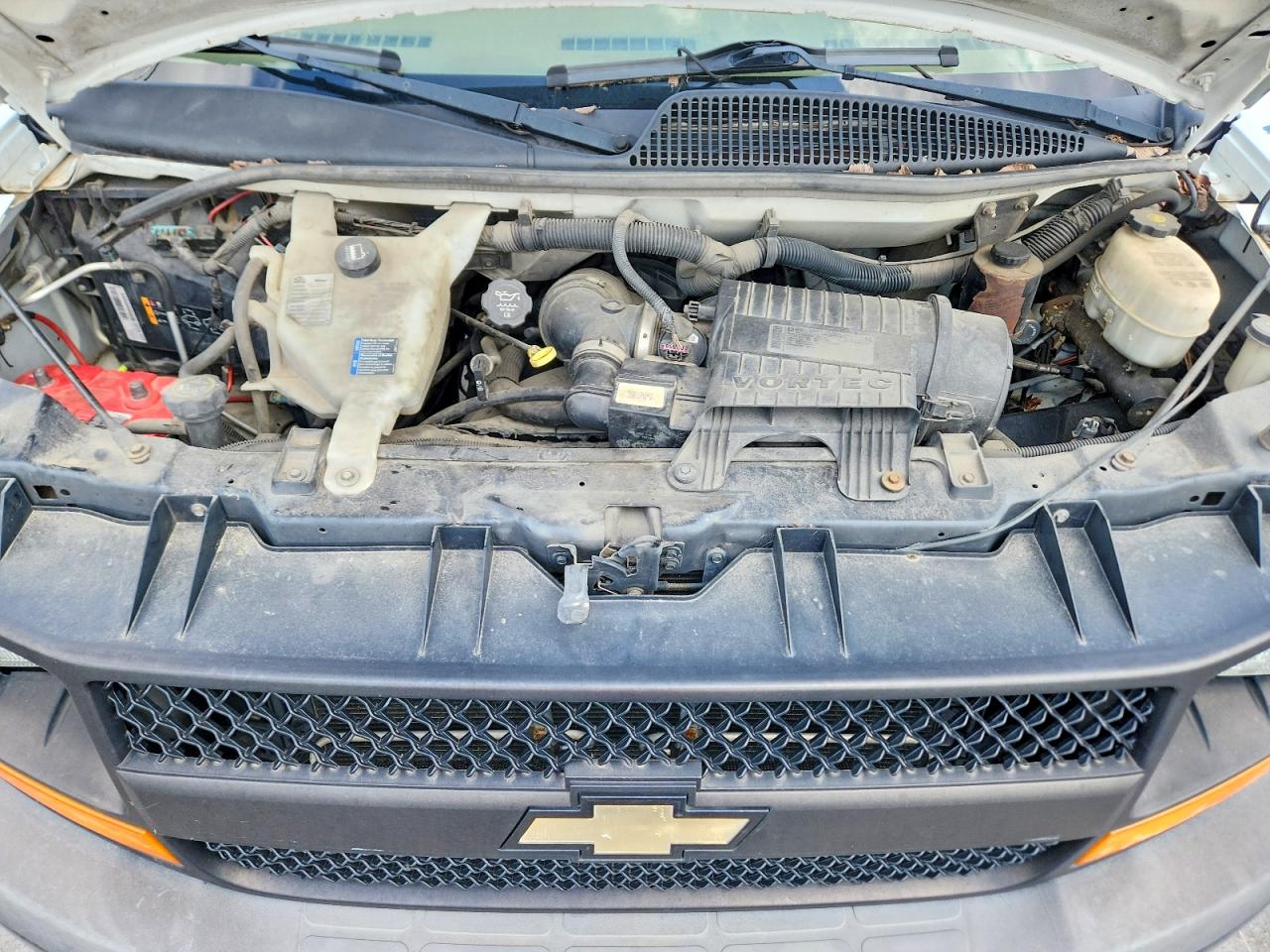 CHEVROLET EXPRESS G2500 2013 — 13