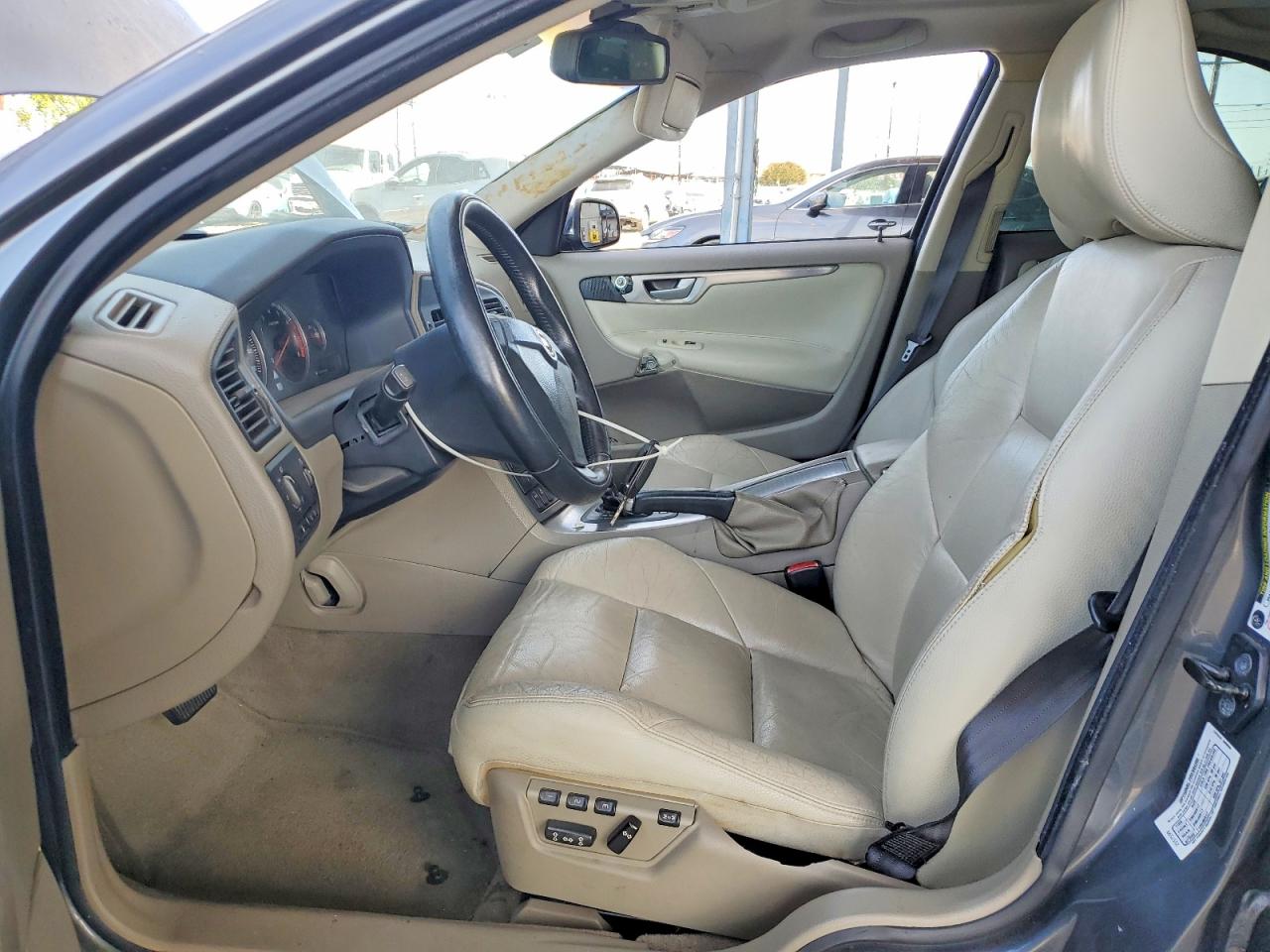 VOLVO S60 2006 — 8