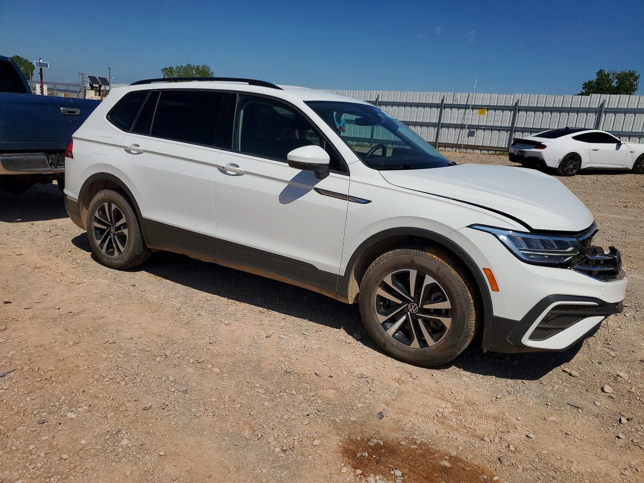 VOLKSWAGEN TIGUAN 2023 — 5