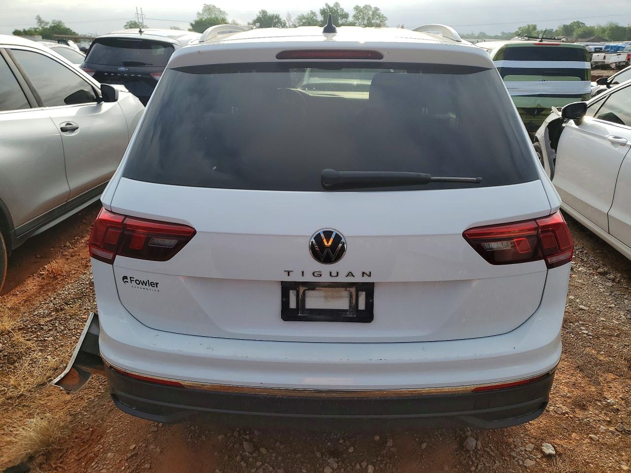 VOLKSWAGEN TIGUAN 2023 — 7