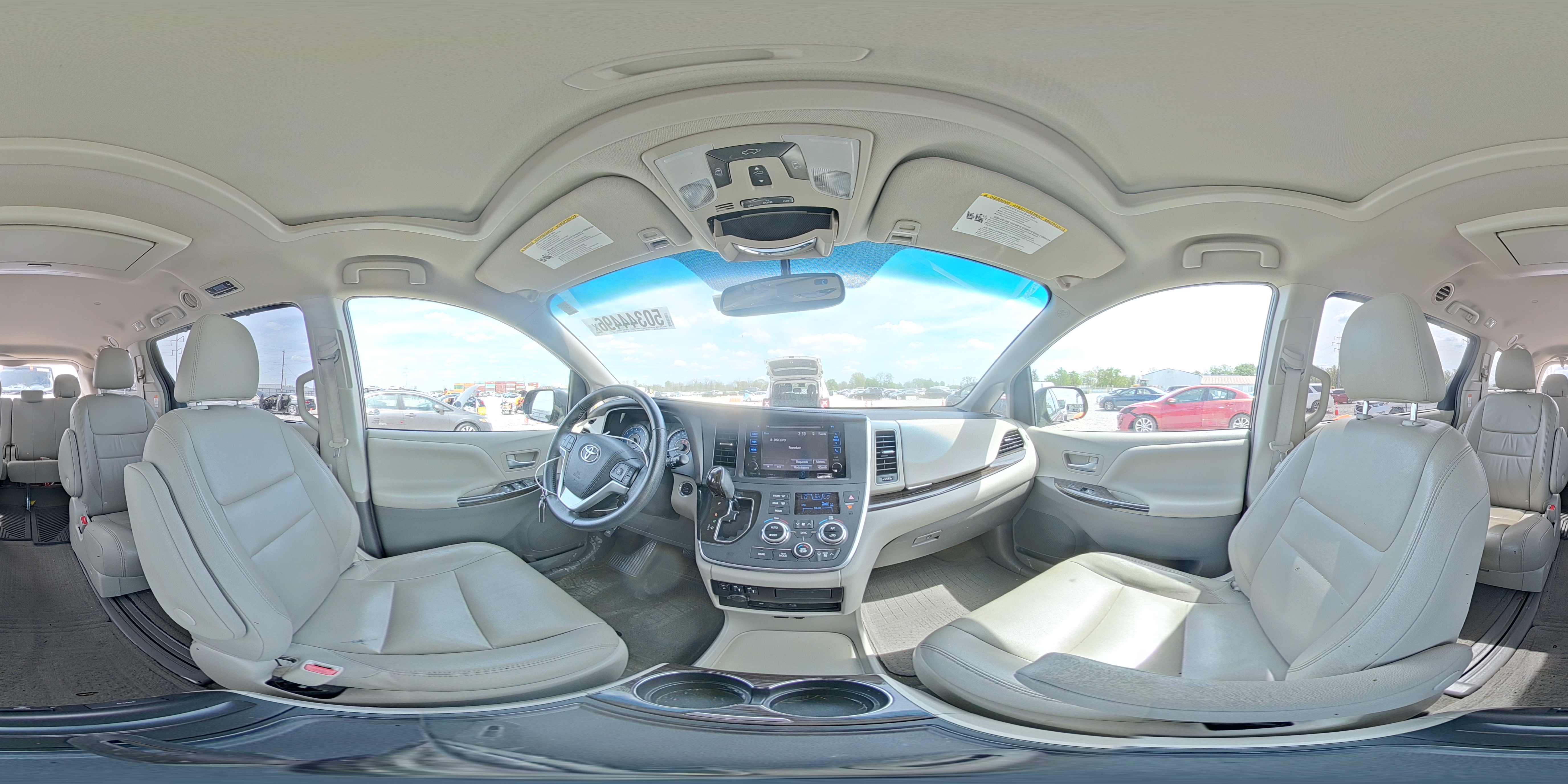 TOYOTA SIENNA 2017 — 15