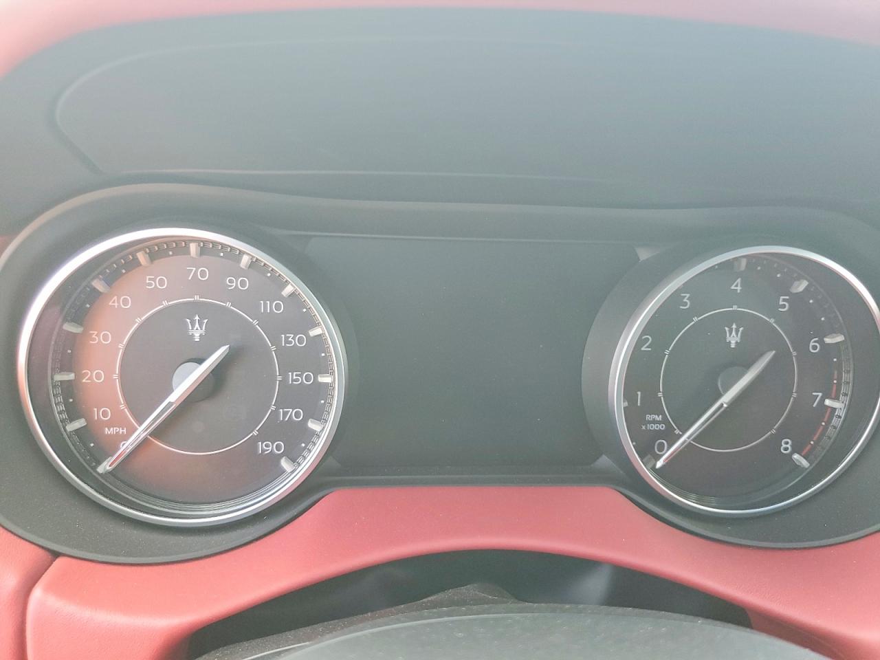 MASERATI LEVANTE 2022 — 10