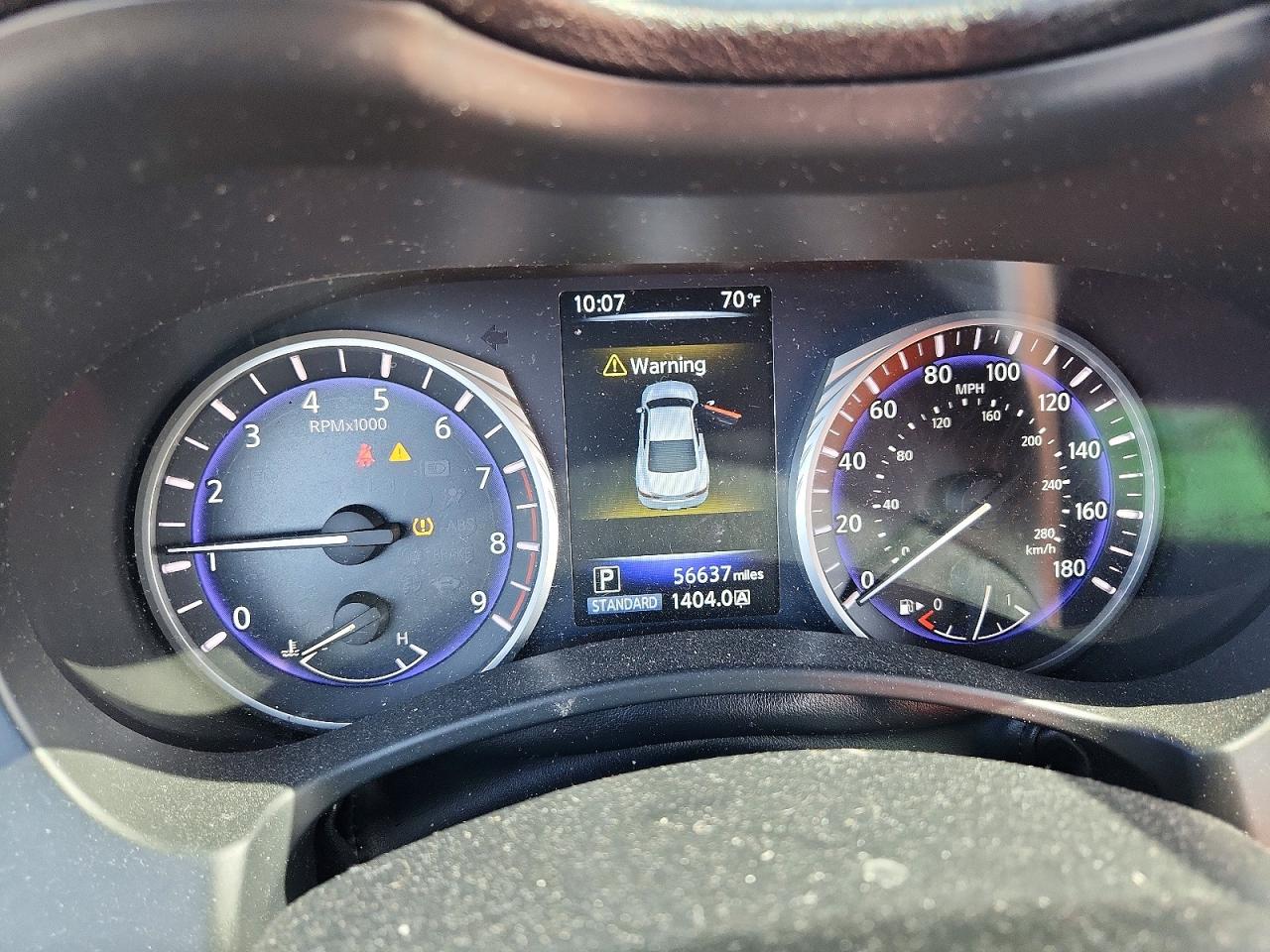 INFINITI Q60 2017 — 10