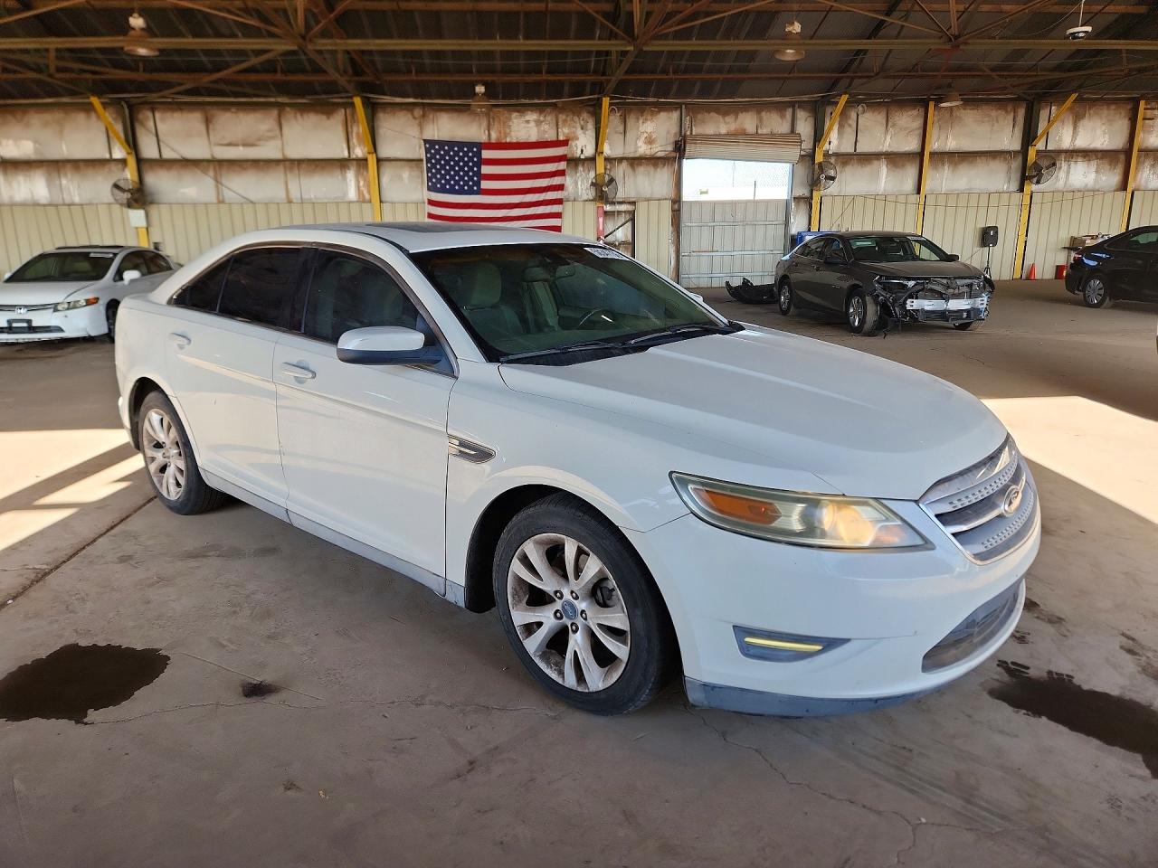 FORD TAURUS 2011 — 5
