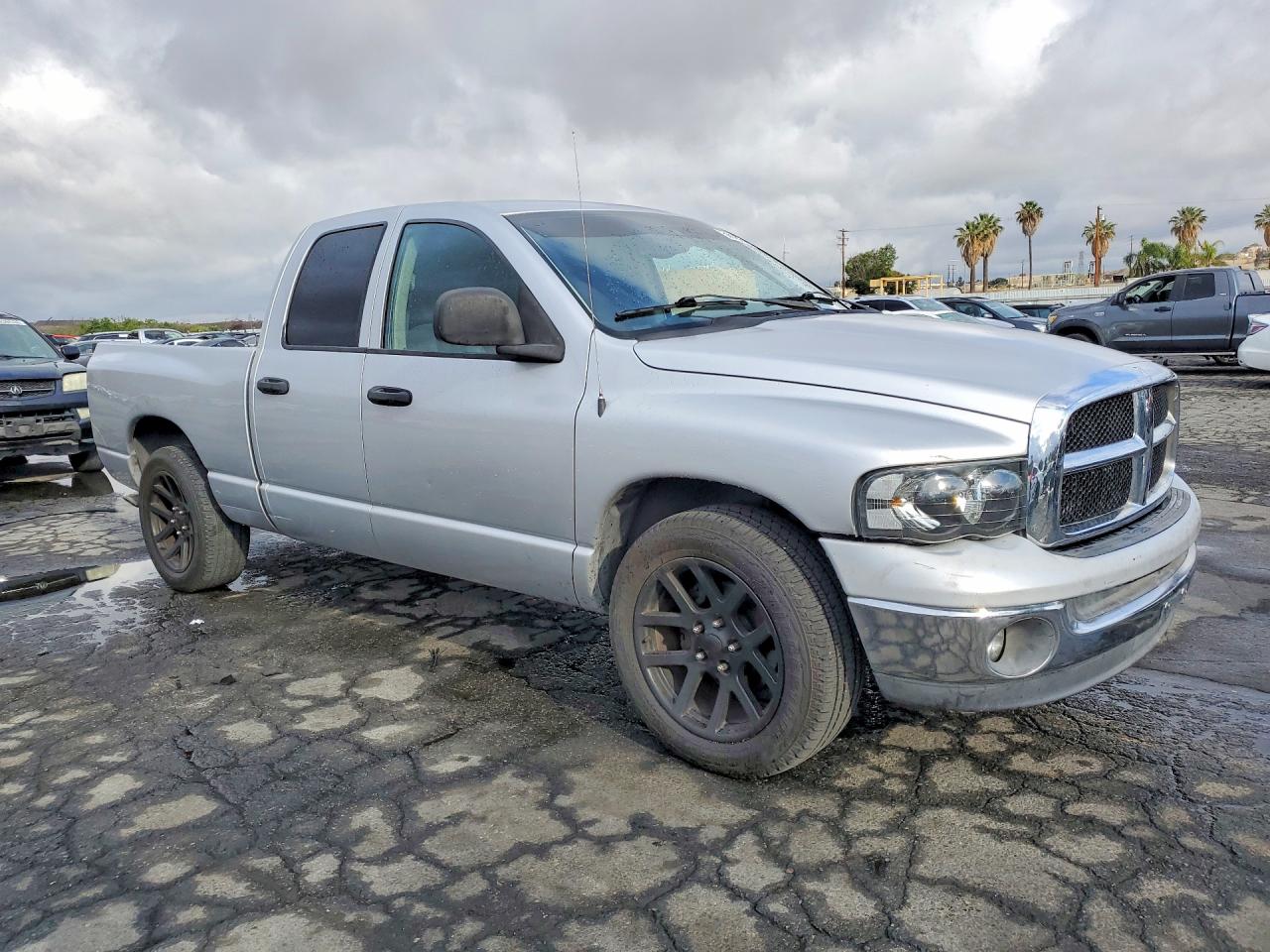 DODGE RAM 1500 2003 — 5