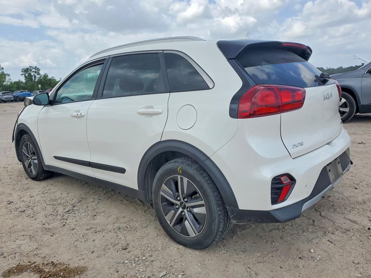 KIA NIRO 2022 — 3