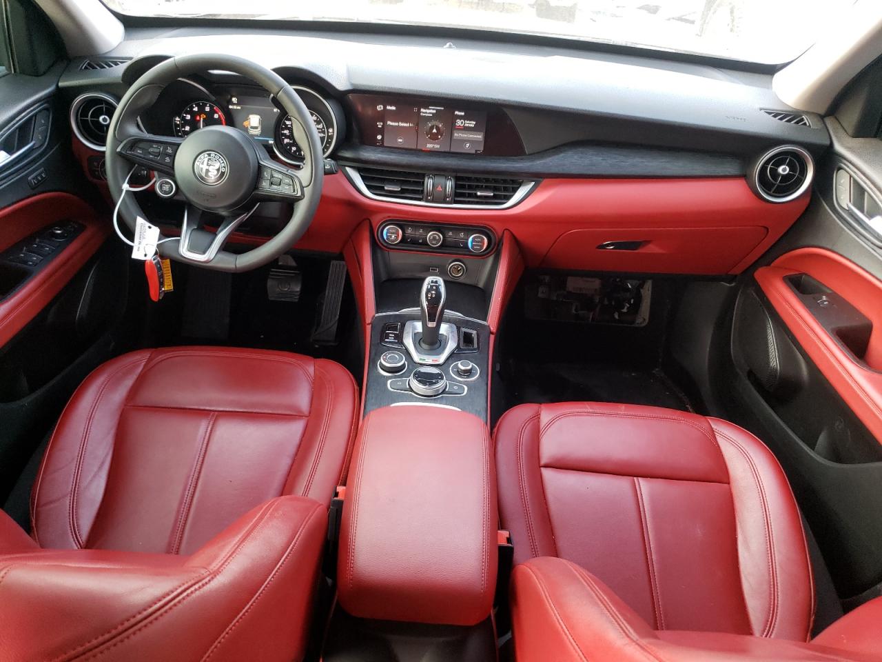 ALFA ROMEO STELVIO 2021 — 9