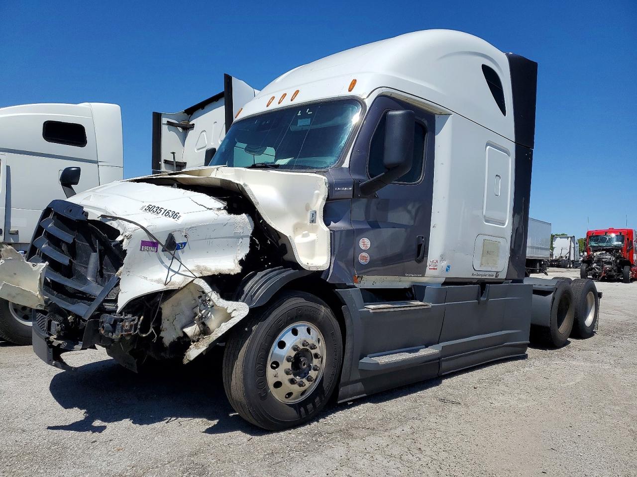 FREIGHTLINER CASCADIA 126 2018 — 3