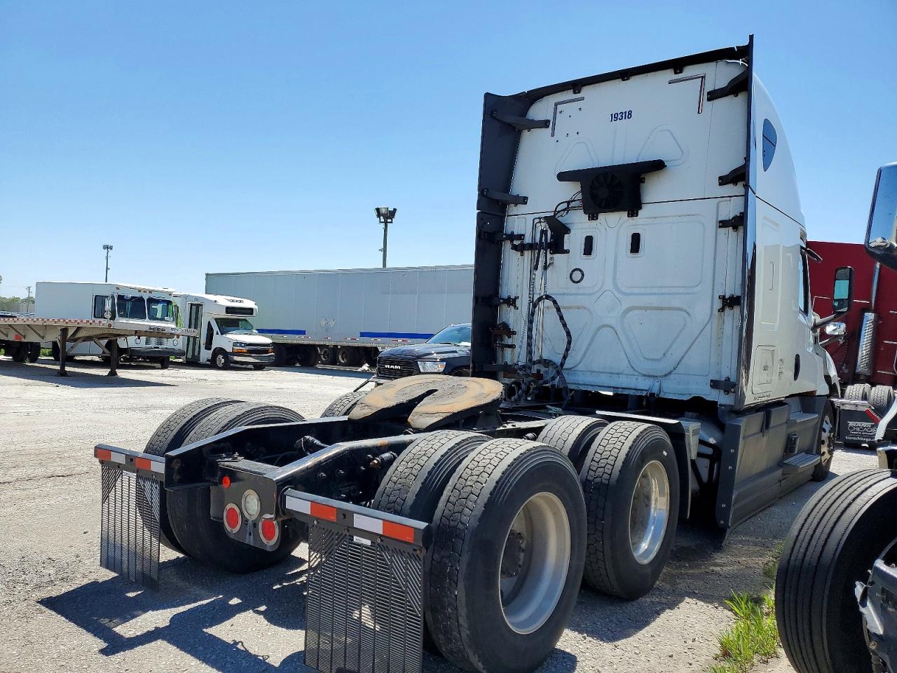 FREIGHTLINER CASCADIA 126 2018 — 5
