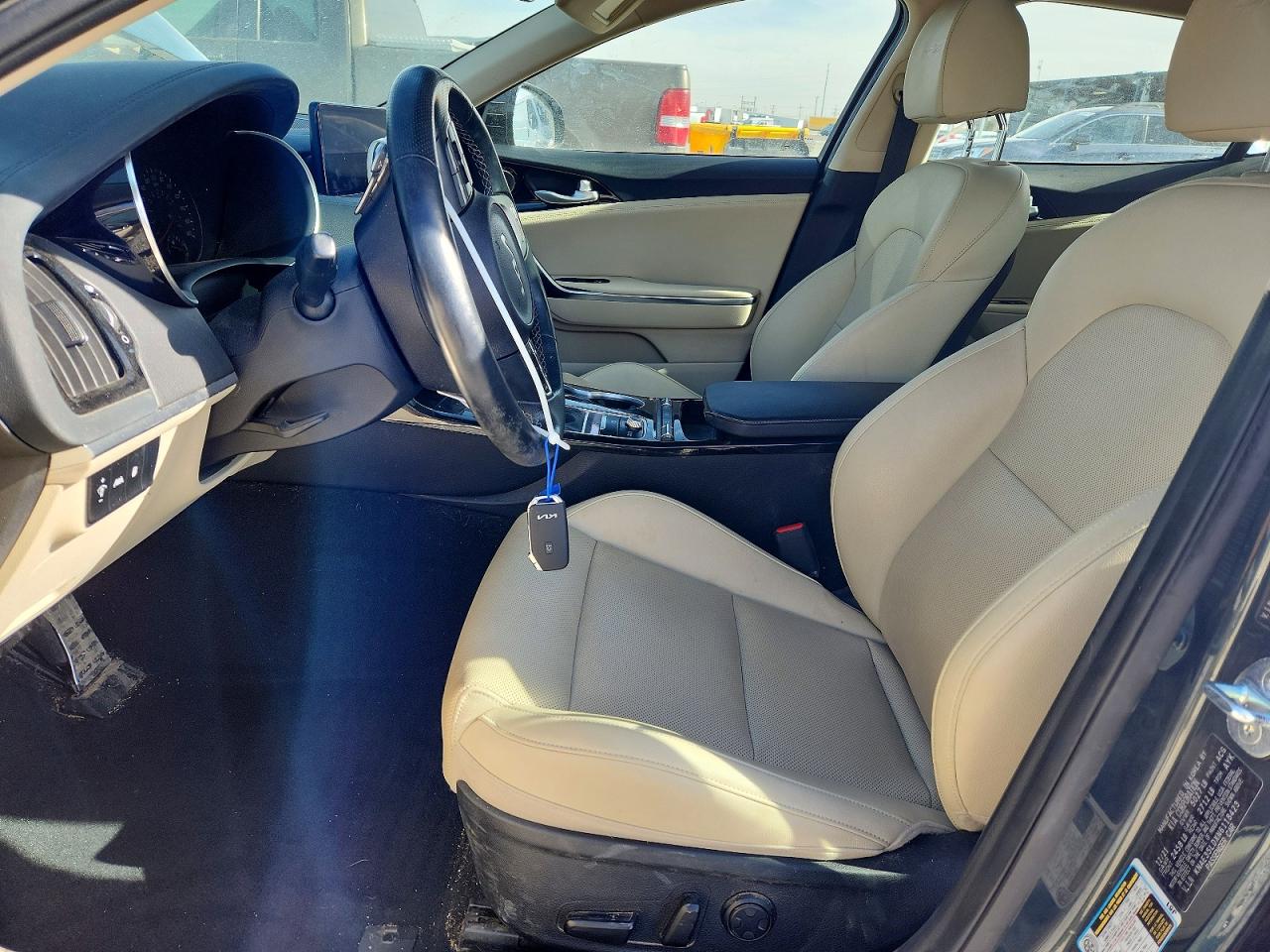 KIA STINGER 2022 — 8