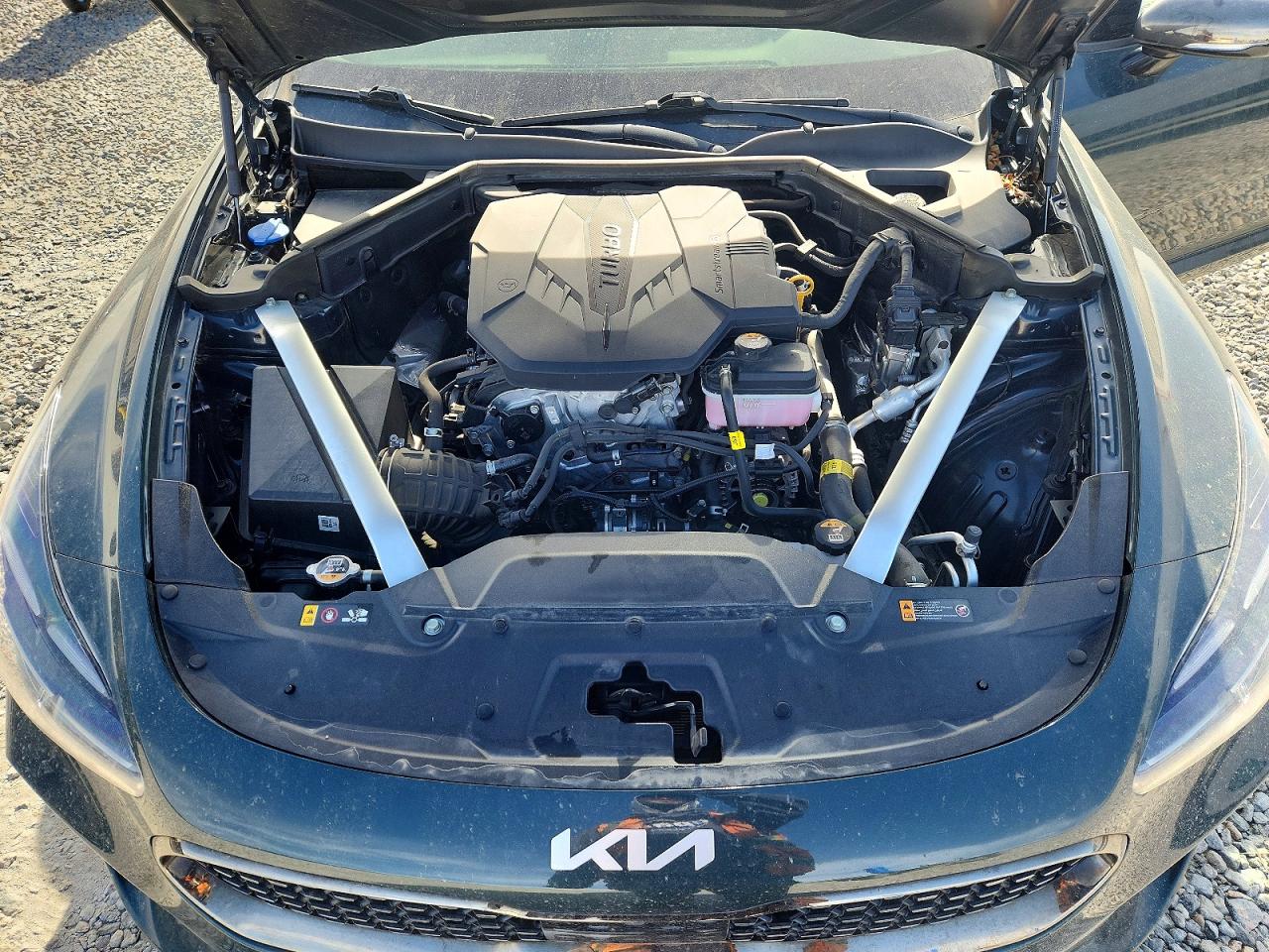 KIA STINGER 2022 — 12