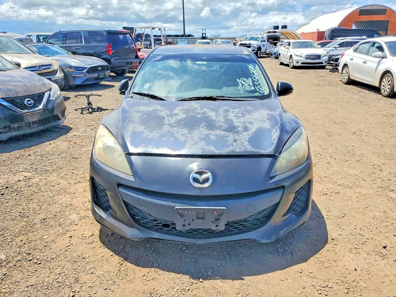 MAZDA 3 2013 — 6