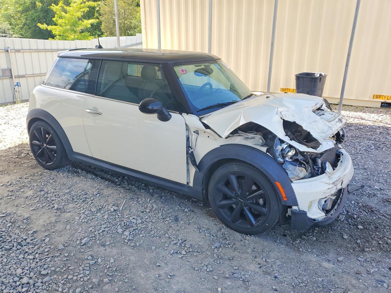 MINI COOPER 2011 — 5