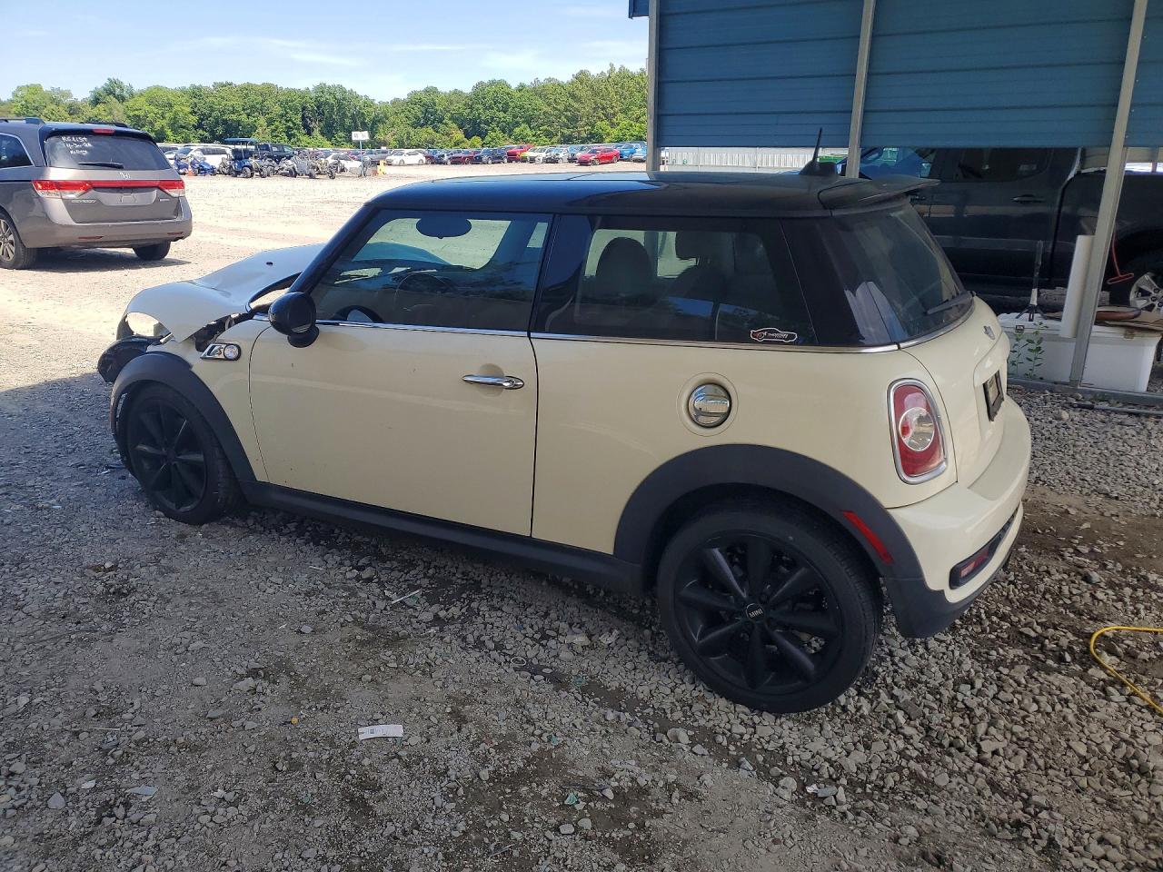 MINI COOPER 2011 — 3
