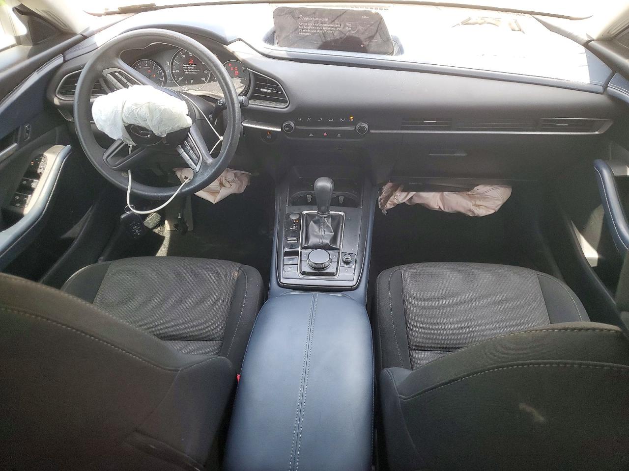 MAZDA CX-30 2021 — 9